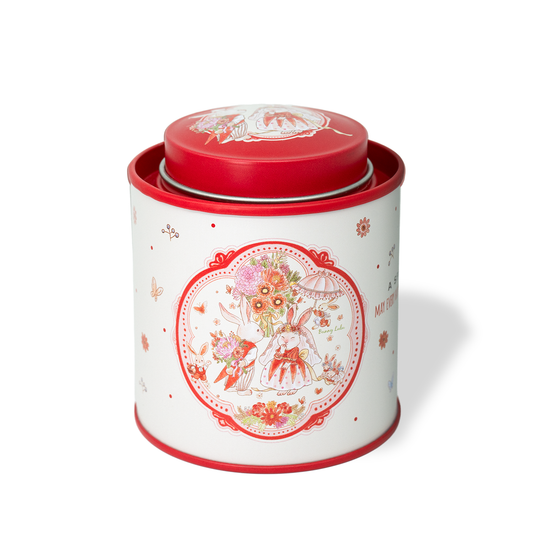 BunnyLulu × Sweet Scented Candle with Designed Tin, 2 Scent Options